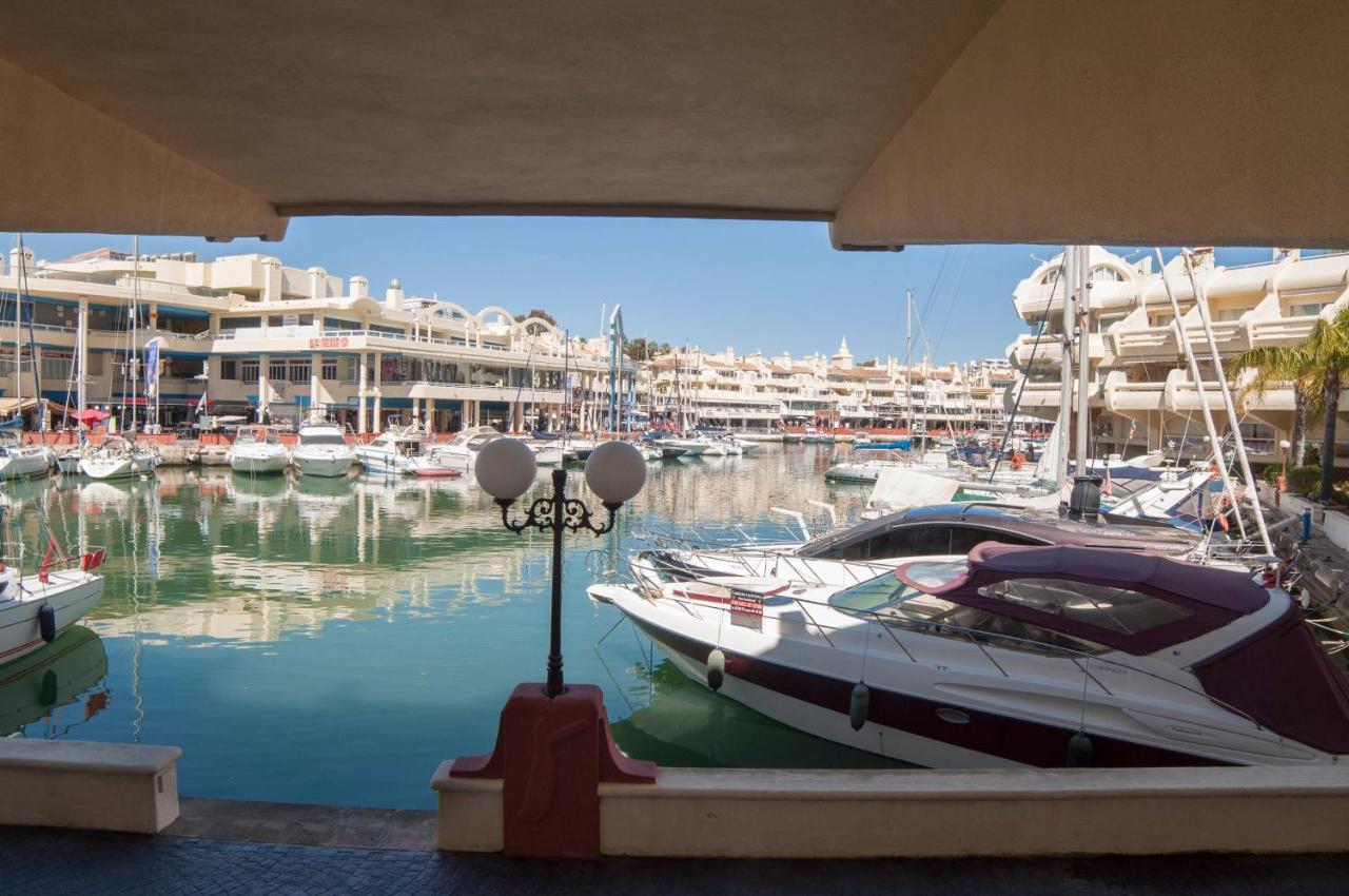 דירות בנאלמדנה Del Parque Flats - Puerto Marina מראה חיצוני תמונה