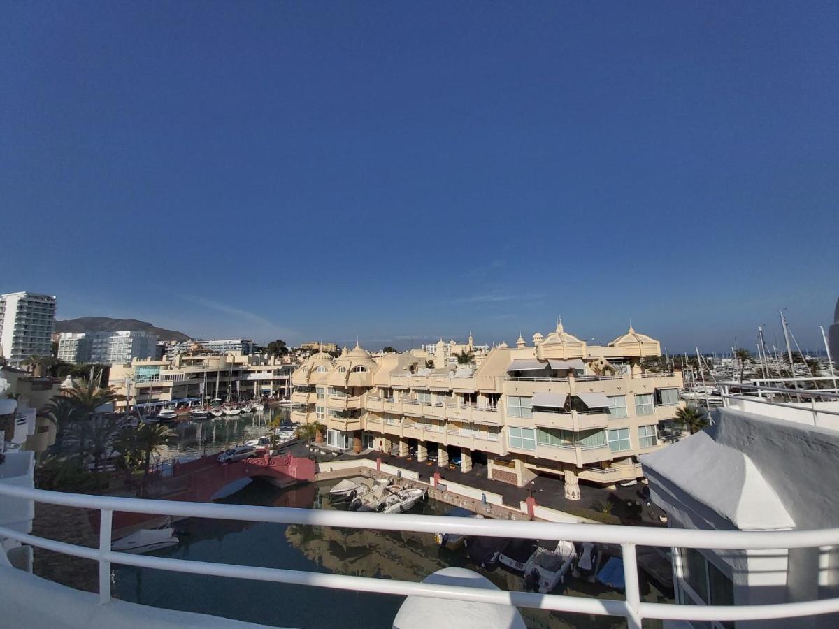 דירות בנאלמדנה Del Parque Flats - Puerto Marina מראה חיצוני תמונה